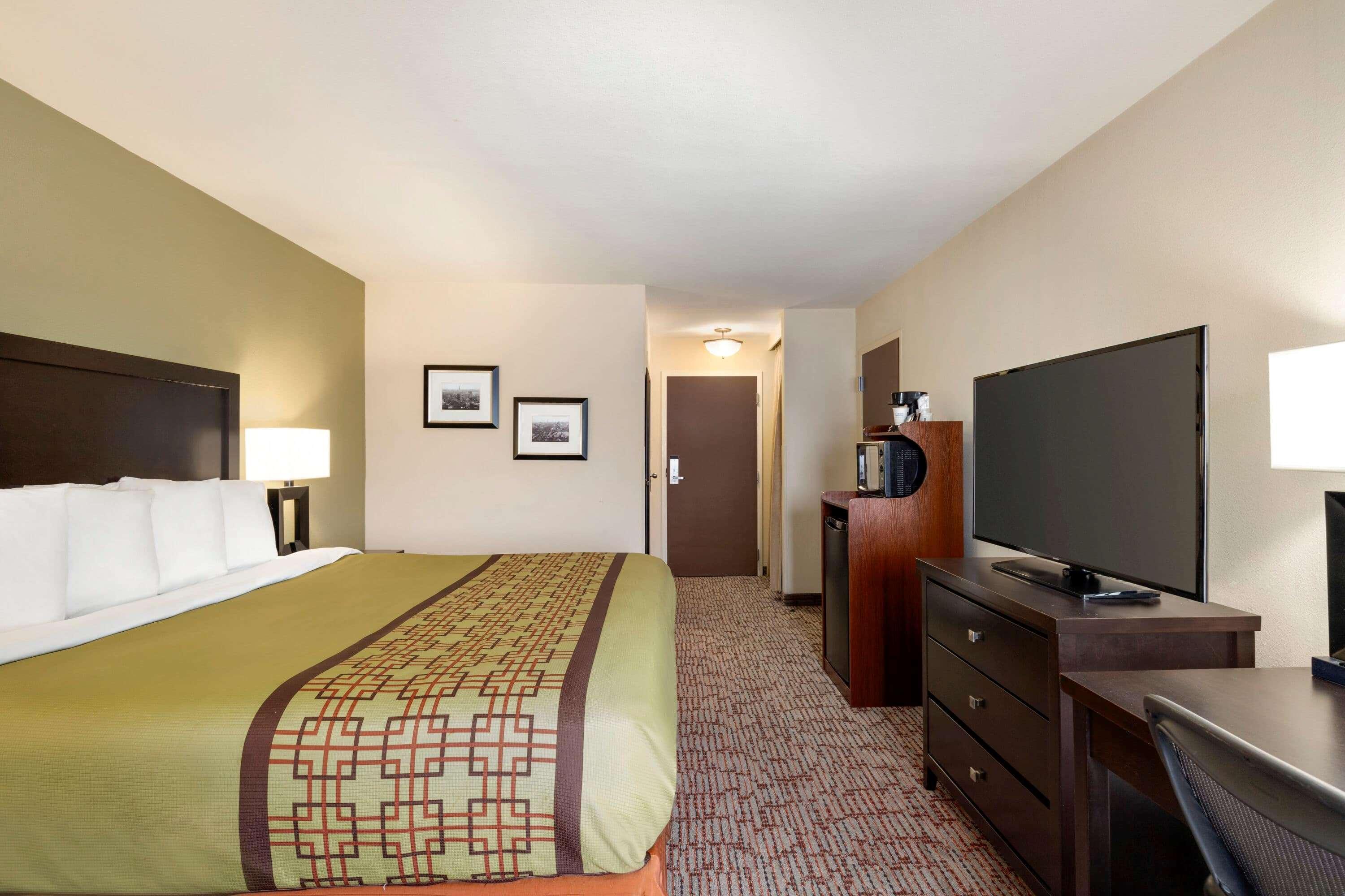 Baymont By Wyndham Augusta West Hotel Exterior foto